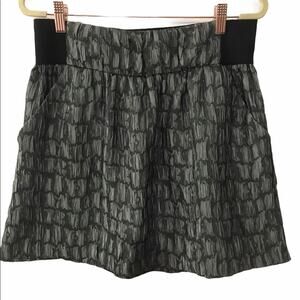 I.N. San Francisco Gray Textured Elasticized Mini Skirt w/ Front Pockets - Large